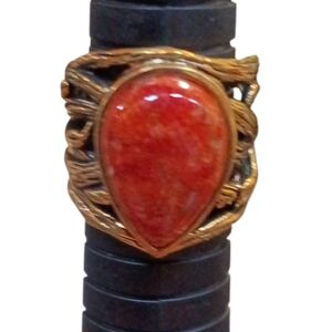 Studio Barse Red Stone Ring with Gold-Tone Design Size 8